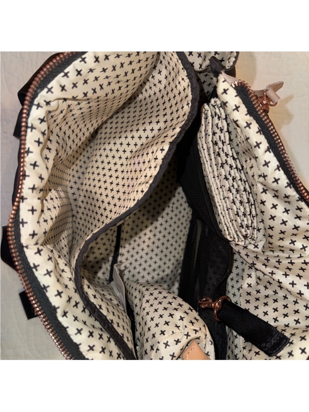 Petunia Pickle Bottom Diaper Bag Backpack Black Rose Gold Convertible Baby Bag - Picture 7 of 10
